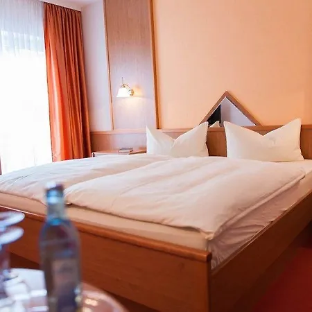 Hotel Gondelfahrt 3*